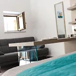 Konukevi Dali Al Mare