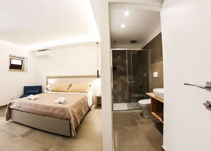 ゲストハウス Dali Al Mare 4*