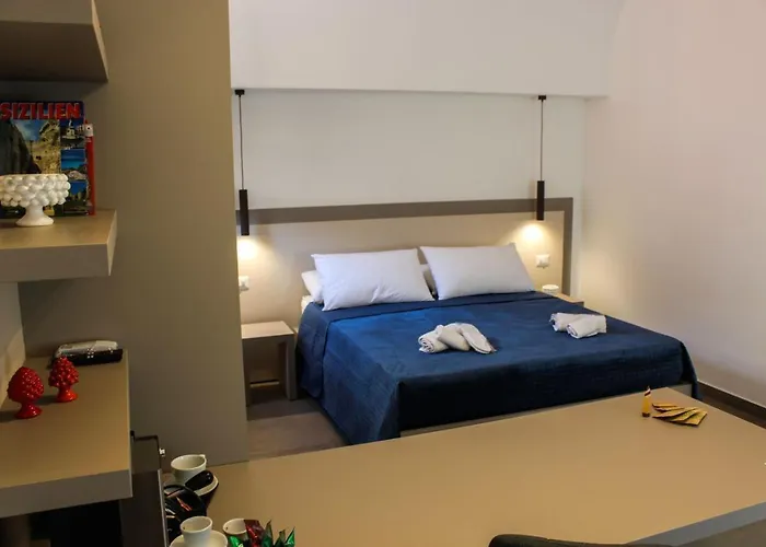 Dali Al Mare Pensión Cefalú